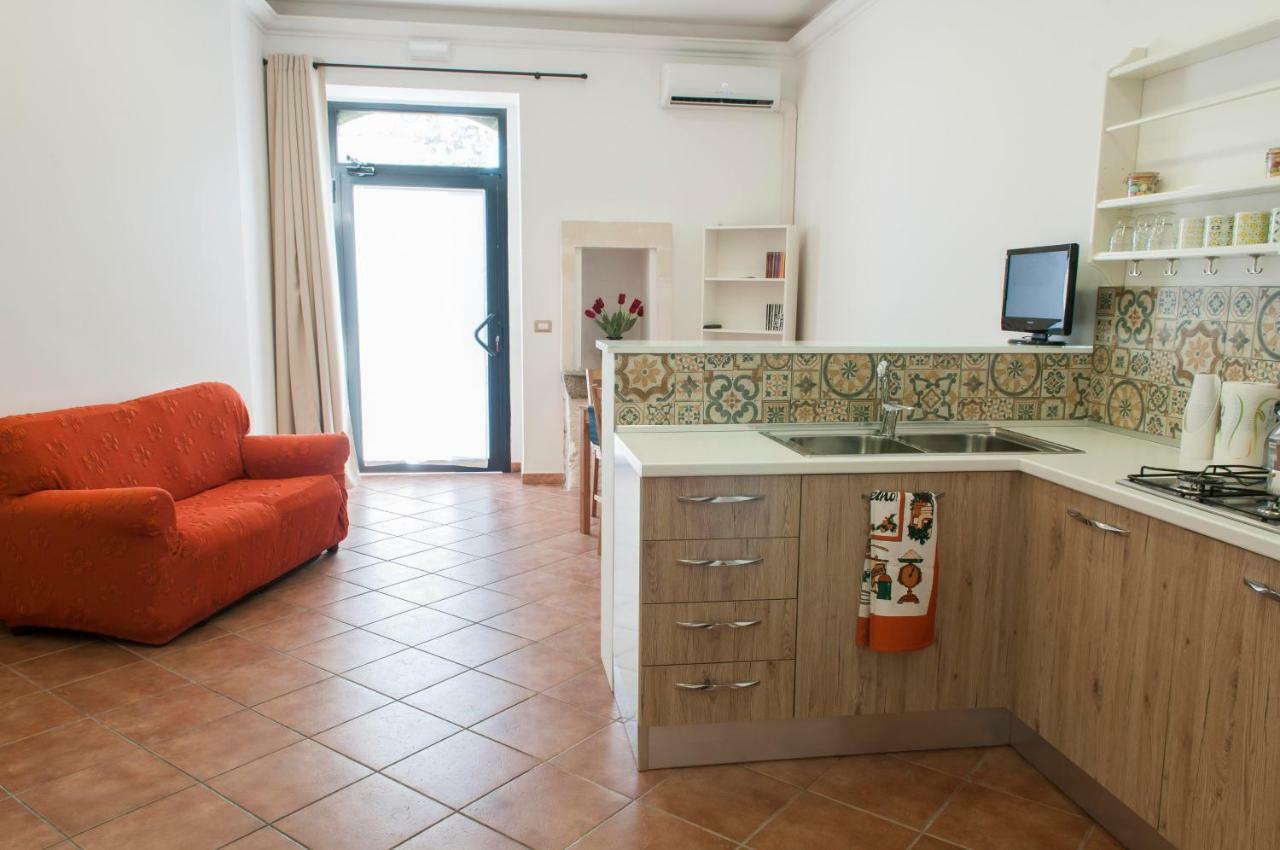 Ninetta Bed and Breakfast Solarino Buitenkant foto